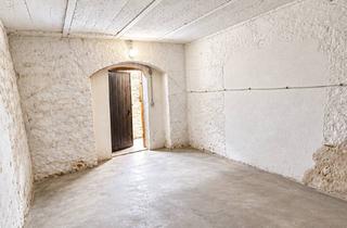 Immobilie mieten in Südendstraße 15, 76137 Südweststadt, Geräumiger Kellerraum in Karlsruhe-Südweststadt zu vermieten