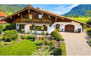 Villa kaufen in 83080 Oberaudorf, Exklusive Landhausvilla mit unverbaubarem Bergpanorama und parkähnlichem Garten
