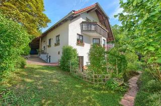 Einfamilienhaus kaufen in 58093 Berchum, Freistehendes Einfamilienhaus mit vermieteter Einliegerwohnung in idyllischer Lage von Hagen Berchum