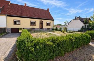 Einfamilienhaus kaufen in 66440 Blieskastel, Einfamilienhaus mit großem Grundstück und Ausbaupotenzial