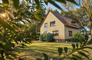 Haus kaufen in 29556 Suderburg, Viel Ruhe, viel Privatsphäre: Gepflegtes Zweifamilienhaus in Suderburg