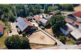Haus kaufen in 94336 Hunderdorf, Drei Seiten. Ein Hof. Unzählige Möglichkeiten.