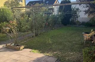 Haus kaufen in 65795 Hattersheim, Hattersheim-Okriftel, 1-FH von 1957 mit großem Garten - gestalten des Zuhauses nach Ihren Wünschen