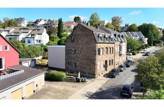 Mehrfamilienhaus kaufen in Hinsbecker Berg, 45257 Kupferdreh, Mehrfamilienhaus mit Potenzial SOLL-Faktor 11,9 -5xWohnen, 3xStellplatz, 2xGarage Essen Kupferdreh