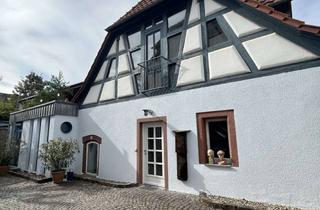 Haus mieten in 65375 Oestrich-Winkel, Idyllisches kleines Haus in ehem. Weingut mit offener Halle, Hof & Garten