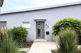 Haus mieten in Maria-Stern-Straße, 97705 Burkardroth, Schöne Doppelhaushälfte (auch als Praxis nutzbar) mit 4,5 Zimmern und Einbauküche in Burkardroth