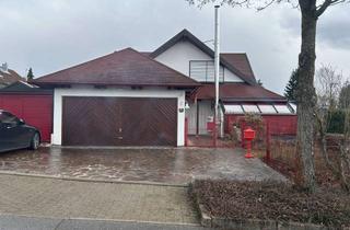 Haus mieten in Tuttlinger Straße, 78549 Spaichingen, Einfamilienhaus mit 300 m² Wohnfläche in Spaichingen