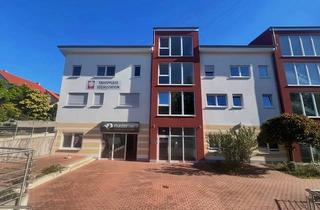 Gewerbeimmobilie mieten in Bahnhofstraße 14, 63834 Sulzbach, Ehem. Friseursalon mit Schaufensterfront – 184 m², 3 Stellplätze, provisionsfrei
