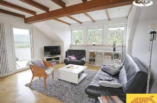 Wohnung kaufen in 59821 Arnsberg, ETW in Arnsberg - Balkon mit Blick ins Grüne!
