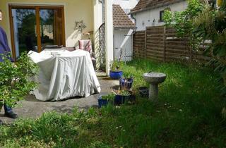 Wohnung kaufen in 55262 Heidesheim, Ruhiges Wohnen im Mainzer Speckgürtel – große 2-Zimmer-Wohnung mit Garten-Highlight