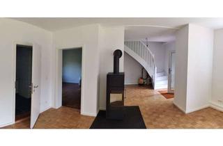 Wohnung mieten in Dorfstraße 29, 24242 Felde, 3-Zimmer-Maisonette-Wohnung mit Kaminofen und EBK