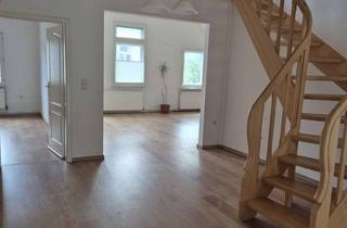 Wohnung mieten in Osterstraße 11, 26316 Varel, Zuhause mit viel Platz in Varel
