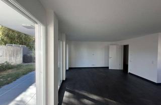 Wohnung mieten in Burgweg 36a, 76694 Forst, Moderne 3-Zimmer-Wohnung mit Garten & Carport