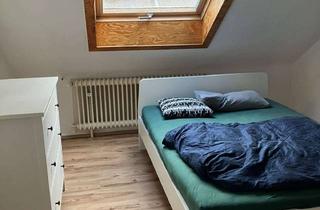 Wohnung mieten in Platanenweg 83, 56068 Altstadt, Teilmöbilierte : 2-Zimmer-Dachgeschosswohnung in Koblenz nähe Hochschule