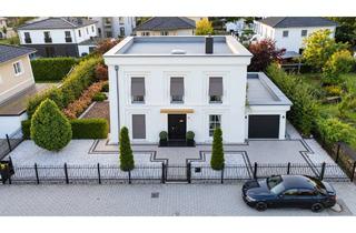 Villa kaufen in 14476 Groß Glienicke, Luxus trifft Lebensqualität: Exklusive Traumvilla mit großzügiger Blumenterrasse und Ausbaupotenzial