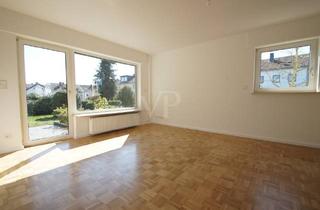 Doppelhaushälfte kaufen in 65719 Hofheim am Taunus, Charmante Doppelhaushälfte mit Terrasse, Balkon und zusätzlichem Wohnbereich im Untergeschoss