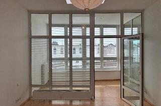 Wohnung kaufen in Straße 70, 10627 Berlin, Berlin - HELLE 3-ZIMMER-DACHGESCHOSSWOHNUNG MIT AUFZUG IN BERLIN-CHB