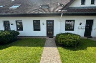 Wohnung kaufen in 25761 Büsum, Büsum - Frisch saniert: 2-Zimmer-EG-Wohnung mit Terrasse bei Büsum