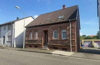 Haus kaufen in 67686 Mackenbach, Zweifamilienhaus in Mackenbach