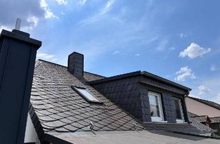 Wohnung kaufen in 54290 Trier, Trier - Klimatisierte Dachgeschosswohnung mit Weitblick in Trier-Süd