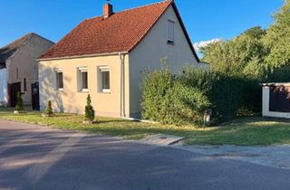Einfamilienhaus kaufen in 39524 Wust, Schönhausen (Elbe) - Einfamilienhaus mit Kamin, Carport und Garten