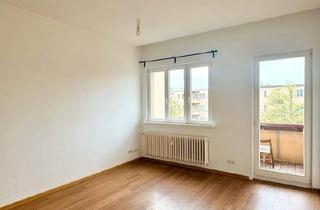 Wohnung kaufen in 12169 Berlin, Berlin - Sanierte Bezugsfreie Wohnung in Steglitz zum Verkauf