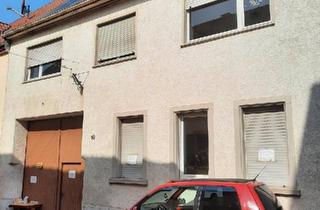 Haus kaufen in 55270 Ober-Olm, Ober-Olm - Haus mit Scheune in renovierungsbedürftigem Zustand