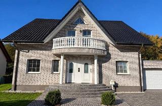 Einfamilienhaus kaufen in 53721 Siegburg, Siegburg - Freistehendes Einfamilienhaus mit Einliegerwohnung