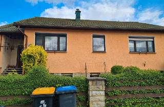 Einfamilienhaus kaufen in 08228 Rodewisch, Rodewisch - Einfamilienhaus zu verkaufen.