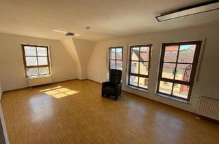 Wohnung kaufen in 97285 Röttingen, Röttingen - Helle 2-Zimmer-Wohnung mit Aufzug zentrumsnah in Röttingen
