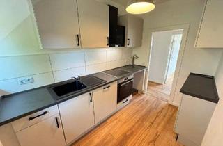 Wohnung kaufen in 40211 Düsseldorf, Düsseldorf - Moderne 2-Zimmer-Wohnung mit Balkon - Frisch Renoviert und Einzug