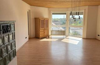 Wohnung kaufen in Ahornallee 83, 86899 Landsberg, Weitblick garantiert! Helle 4-Zimmer-Dachgeschosswohnung in beliebter Wohngegend