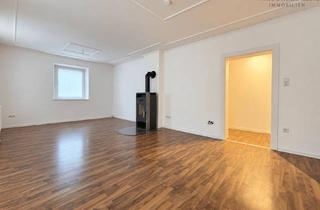 Wohnung kaufen in 95448 Bayreuth, Altbaucharme 3 zimmer
