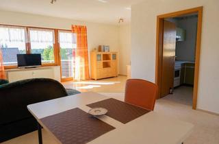 Wohnung kaufen in 73494 Rosenberg, Raus aus der Miete und ab ins Eigenheim! 2,5 Zi.-ETW im 1. OG mit Balkon in Südausrichtung