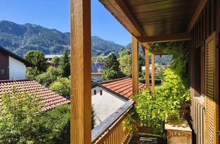 Wohnung kaufen in 82487 Oberammergau, Wohnen mit schönem Bergblick und zwei Balkonen in traumhaft ruhiger Lage