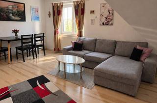 Wohnung kaufen in Schauinslandstraße, 75334 Straubenhardt, Modernisierte 3-Zimmer-Wohnung mit Garage & neuer Küche