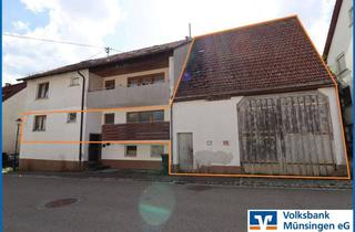 Wohnung kaufen in 72574 Bad Urach, Sanierungsbedürftige 4-Zimmer-Whg. Gartenanteil, Garage + Scheune gegen Höchstgebot zu verkaufen