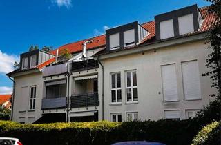 Wohnung kaufen in 14974 Ludwigsfelde, Kapitalanlage mit Potenzial – vermietete Dachgeschosswohnung mit Balkon, Stellplatz und Spitzboden