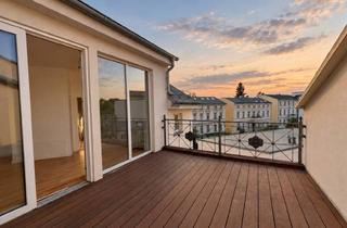 Wohnung kaufen in 14471 Brandenburger Vorstadt, Exklusive Dachgeschosswohnung in besonderer Lage am Park Sanssouci