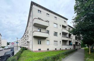 Wohnung kaufen in 12489 Adlershof, Kompakt mit Wohnküche & Tageslichtbad im 30er Jahre Denkmalgebäude