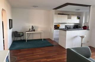 Wohnung kaufen in Leipziger Straße 18, 50858 Weiden, Für Menschen mit Weitblick: Wohnung mit Aussicht auf Stadtwald/RheinEnergie Stadion