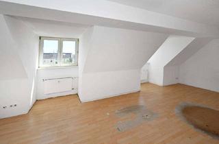 Wohnung kaufen in Eitelstraße 17, 10317 Lichtenberg, Dachgeschosswohnung mit Potenzial für individuelle Ideen