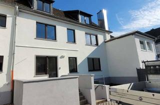 Wohnung kaufen in Hauptstraße 103, 53842 Troisdorf, MANNELLA *Erdgeschoss mit Süd-Terrasse* Geschmackvoll modernisierte Dreizimmerwohnung in Spich