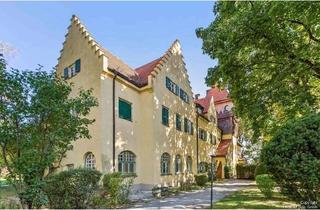 Wohnung kaufen in 82152 Planegg, Historisches Juwel im „Neuner-Schlössl“ bei Planegg! 3- Zimmer-EG- WHG in denkmalgeschützter Villa