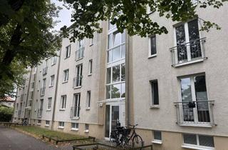 Wohnung mieten in Parkstr. 10, 16761 Hennigsdorf, Schöne 3-Zimmerwohnung mit Terrasse am Stadtbad Hennigsdorf