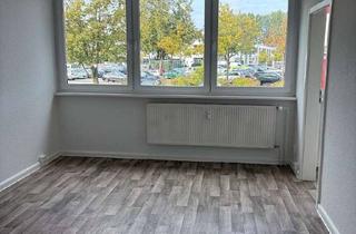 Wohnung mieten in Woldegker Straße 30, 17033 Katharinenviertel, 1,5 Zimmer Wohnung im Erdgeschoss *0112*