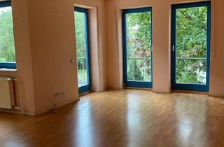 Wohnung mieten in An Der Katholischen Kirche 13, 15366 Hoppegarten, Geräumige 4 Zimmerwohnung mit Balkon im Grünen