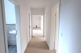 Wohnung mieten in Weststraße 12, 04509 Delitzsch, +++WUNDERSCHÖNE 4 RAUMWOHNUNG M. BALKON+++2 BÄDER M. DUSCHE U. WANNE+FBH+ABSTELLKAMMER++UVM.++