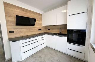 Wohnung mieten in 66953 Pirmasens, Neusanierte 3 ZKB Wohnung mit Einbauküche und Terrasse