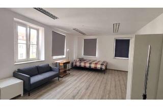 Wohnung mieten in 84028 Altstadt, Zentrumsnahe 6er-WG in Landshut mit großzügigem Gemeinschaftsbereich